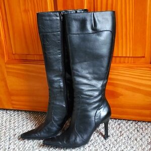 Westies Black Heeled Boots Sz 7